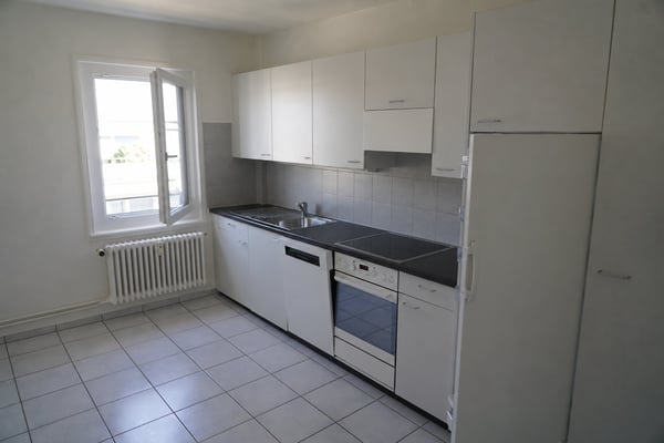 Tolle 2.5-Zimmer-Genossenschaftswohnung an der schönen Wiese! 2