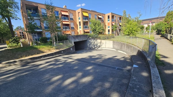 Autoeinstellhallenplätze im Gotthelf-Quartier 1