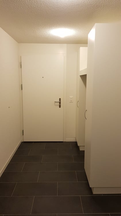 Moderne 2.5-Zimmerwohnung mit Sitzplatz 6