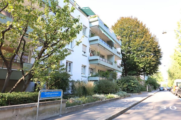 Im Gellert an ruhiger Seitenstrasse 1