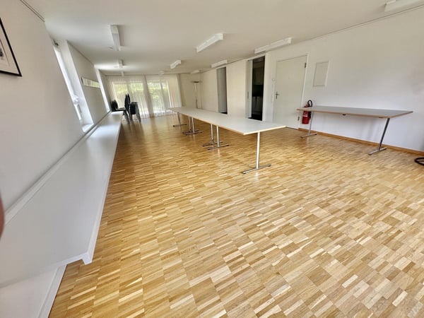 Helle Gewerbe- / Praxisfläche 78 m² an bester Lage in Pfeffingen 5