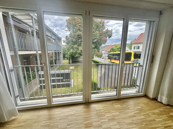 Helle Gewerbe- / Praxisfläche 78 m² an bester Lage in Pfeffingen 2