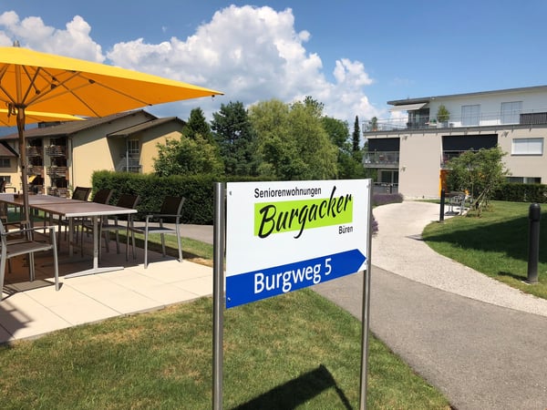 Aussenparkplätze in Büren ab sofort zu vermieten 1