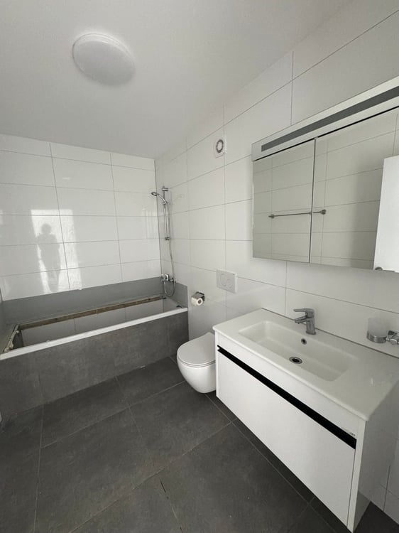 Moderne Dachwohnung mit Terrasse 7