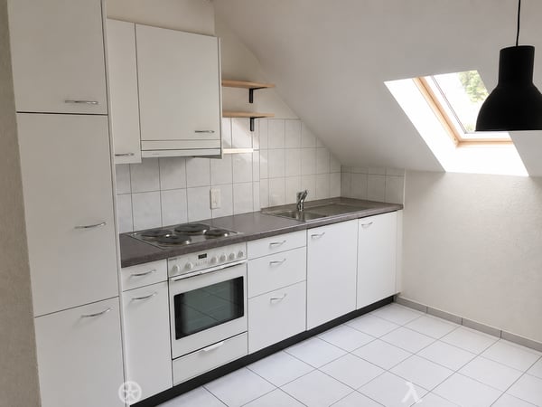 Bijoux in gepflegtem Mehrfamilienhaus / Bijoux dans un immeuble bien entretenu 6