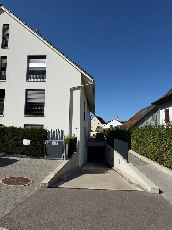 Grosszügige Wohnung an ruhiger Lage in Witterswil zu vermieten! 1