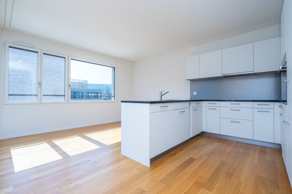 Grosszügige 3.5-Zimmerwohnung an zentraler Lage 3