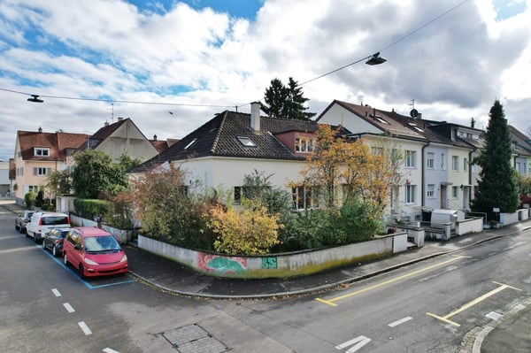 SELTENE GELEGENHEIT - EINFAMILIENHAUS MIT GARAGE IM NEUBAD-QUARTIER 3