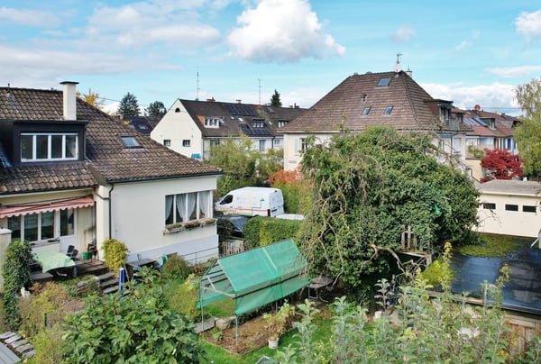 SELTENE GELEGENHEIT - EINFAMILIENHAUS MIT GARAGE IM NEUBAD-QUARTIER 4