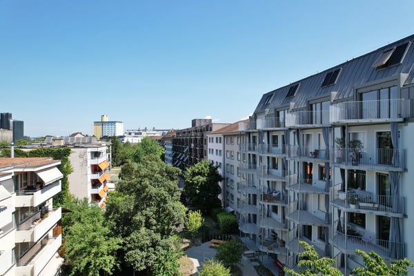 ALTBAU KÜSST MODERNE - WOHNERLEBNIS NÄHE REIHNPROMENADE 8
