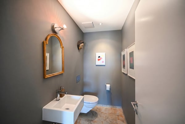 DESIGNERWOHNUNG MIT LIEBE ZUM DETAIL UND PANORAMASICHT 11