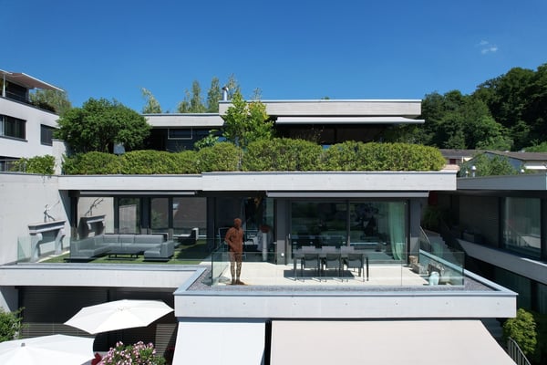 DESIGNERWOHNUNG MIT LIEBE ZUM DETAIL UND PANORAMASICHT 5