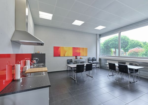 Attraktive Gewerbeliegenschaft in Kappelen 16