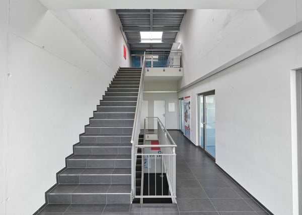 Attraktive Gewerbeliegenschaft in Kappelen 4