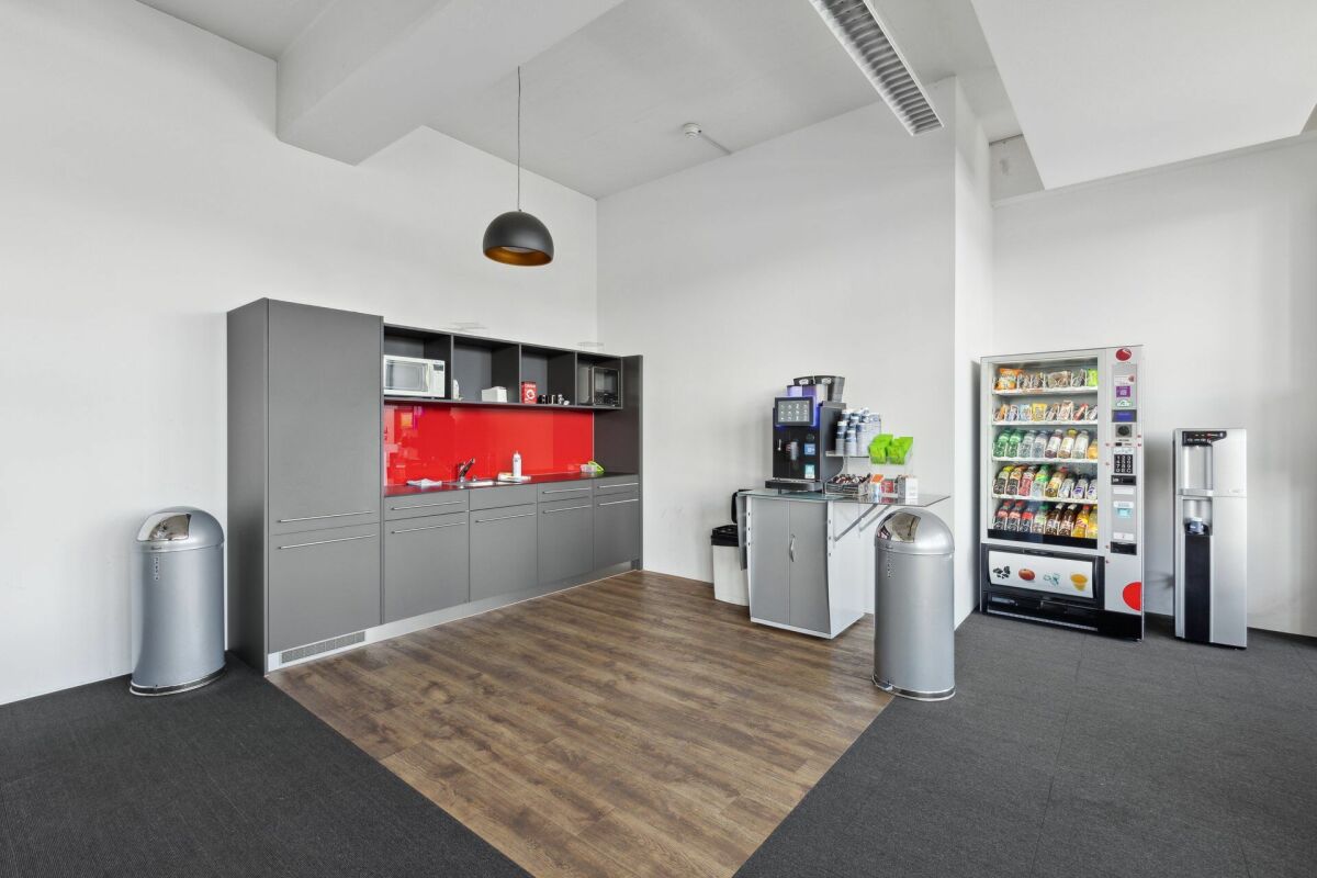BIG Bern - modern spaces for office, laboratory, storage or workshop