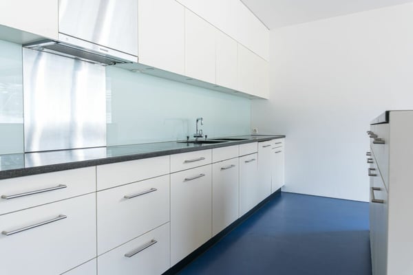 Grosszügige 1.5-Zimmer-Attikawohnung mitten im Zentrum von Biel/Bienne 8