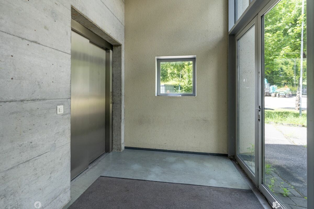 Einzigartige Büro- und Gewerbeflächen an top Lage im Bieler Bözingenfeld zu vermieten