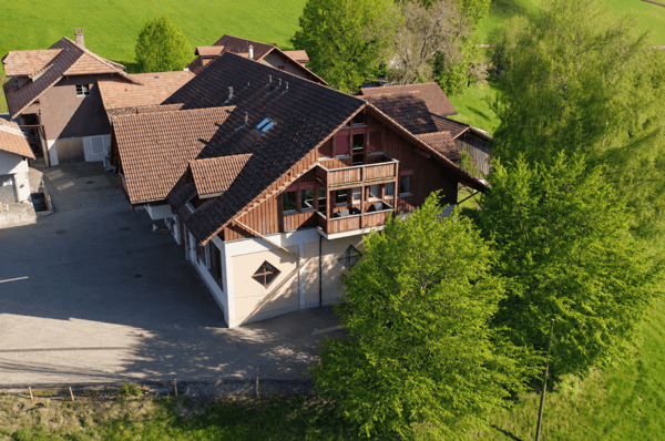 Wohn- und Geschäftshaus mit langfristigem Mietvertrag 2