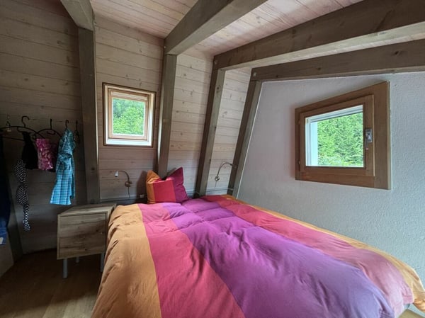 Exklusives Ferienhaus mit grossem Umschwung an äusserst ruhiger Lage 13