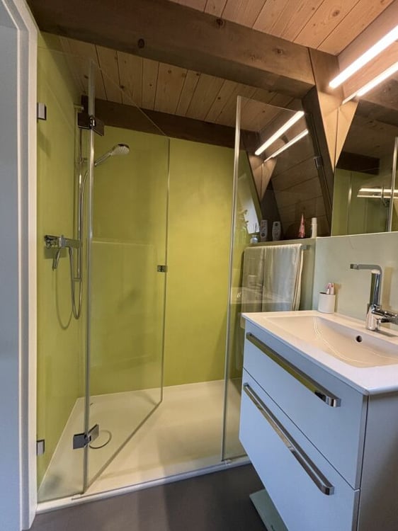 Exklusives Ferienhaus mit grossem Umschwung an äusserst ruhiger Lage 10