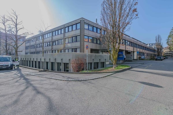 Ausgebaute Büro-/ Gewerbefläche im Mattenhof mit eigenem Aussenbereich 9