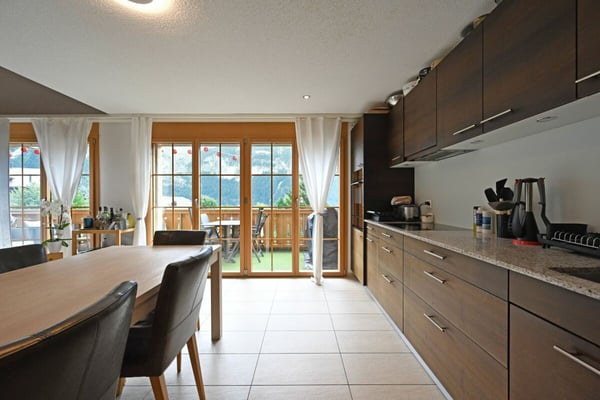 Charmante 3.5/4.5-Zimmer-Maisonettewohnung an Hanglange 5