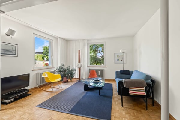 Gepflegtes 5 Zi-DEFH mit Garten und Werkstatt an familienfreundlicher Lage 2