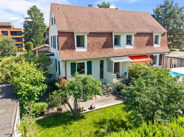 Gepflegtes 5 Zi-DEFH mit Garten und Werkstatt an familienfreundlicher Lage 1