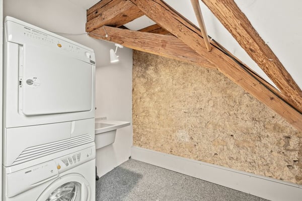 Arbeiten in besonderer Architektur - mitten im alten Dorfkern von Lausen 8