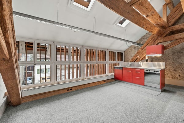 Arbeiten in besonderer Architektur - mitten im alten Dorfkern von Lausen 2