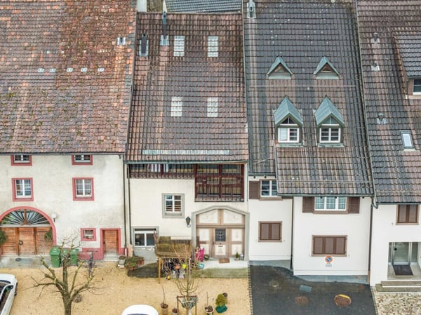 Arbeiten in besonderer Architektur - mitten im alten Dorfkern von Lausen 15