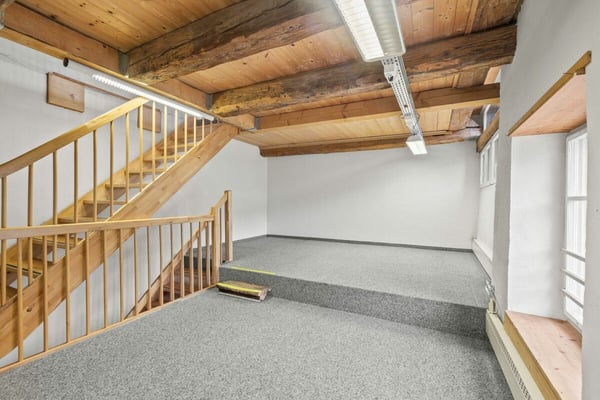 Arbeiten in besonderer Architektur - mitten im alten Dorfkern von Lausen 3