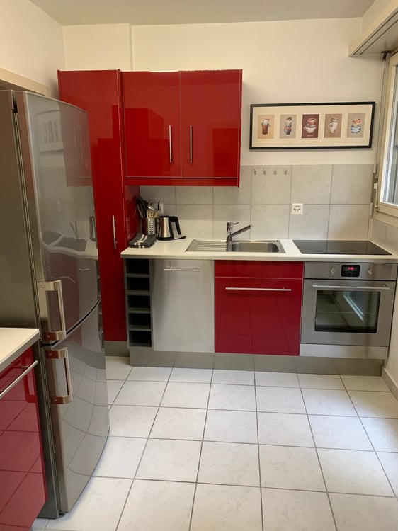 Spacious apartment in quiet side street near historic Spalentor 3