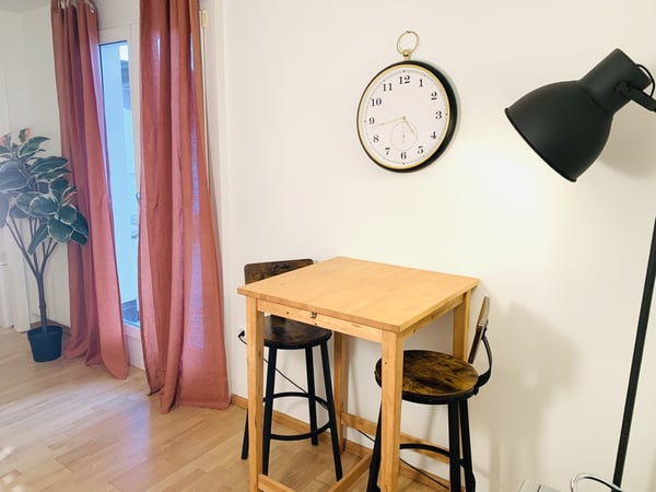 City Centre near SBB: quiet with lift and large balcony 2