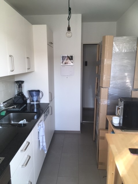 Tolle Wohnung mit Lift und eigener Waschmaschine/ Modern flat with elevator and own laundry machine 2