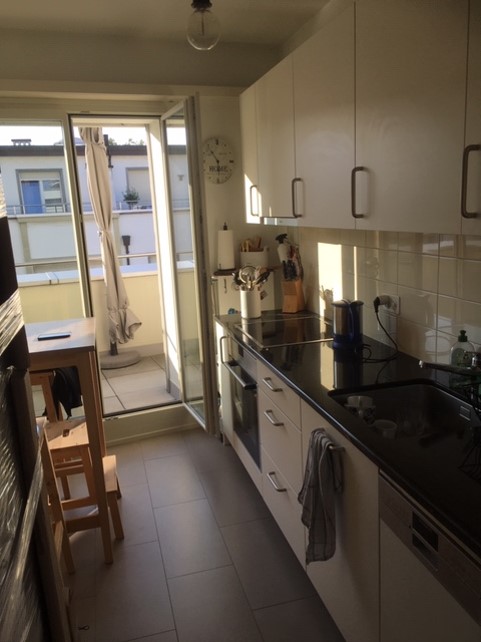 Tolle Wohnung mit Lift und eigener Waschmaschine/ Modern flat with elevator and own laundry machine 3