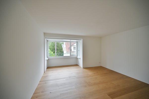 AUSSERGEWÖHLICHE ARCHITEKTUR AN EXZELLENTER LAGE 6