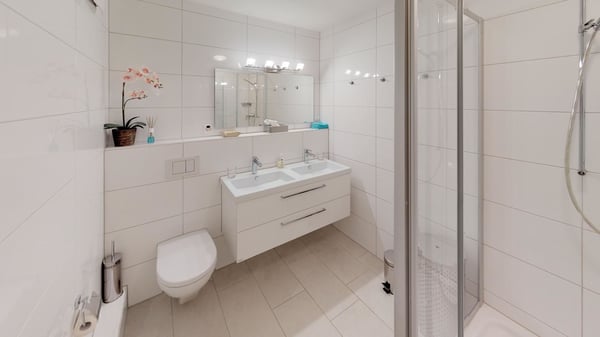 Unique Serviced Living @ Waterfront 3