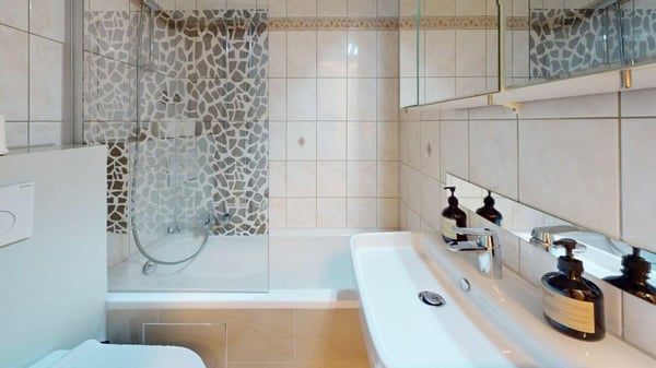 Unique Serviced Living @ St. Johann 4