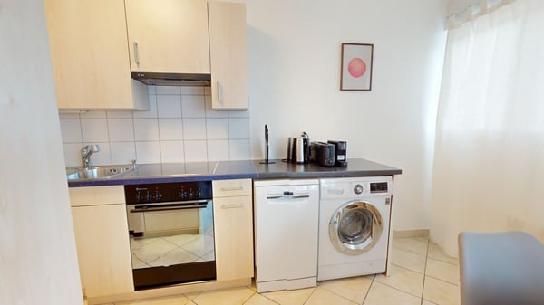 Unique Serviced Living @ St. Johann 10