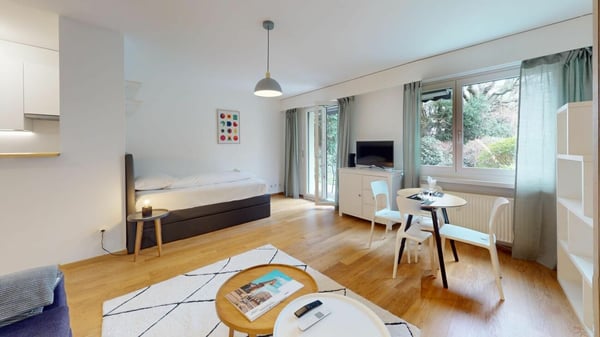 Unique Serviced Living @ Airport Line 5