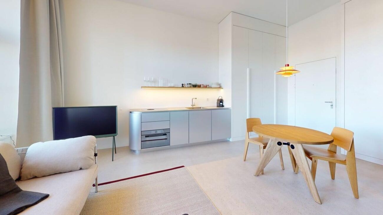 Living Directly on the Rhine in the St. Alban-Tal
