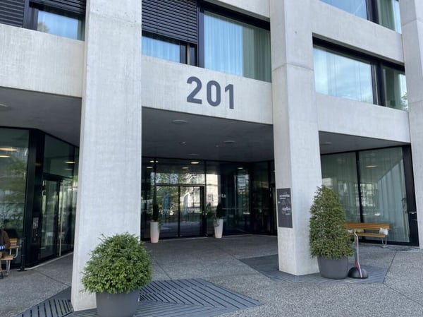 Unique Serviced Living @ St. Jakob-Park 11
