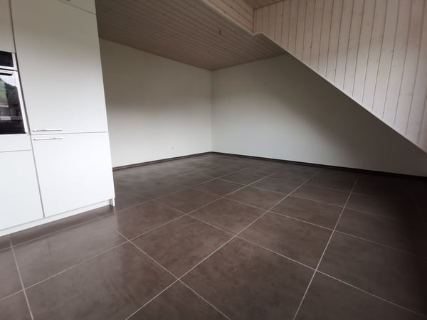 Moderne 3-Zimmer-Dachwohnung an der Aarauerstrasse in Olten 2