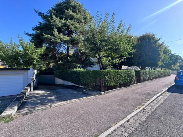 Eigentumsparkplatz in Tiefgarage Basel - sofort verfügbar 2