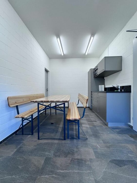 Vielseitig nutzbare Gewerbefläche mit hoher Halle und ausgezeichneter Anbindung in Kappel SO zu vermieten 5