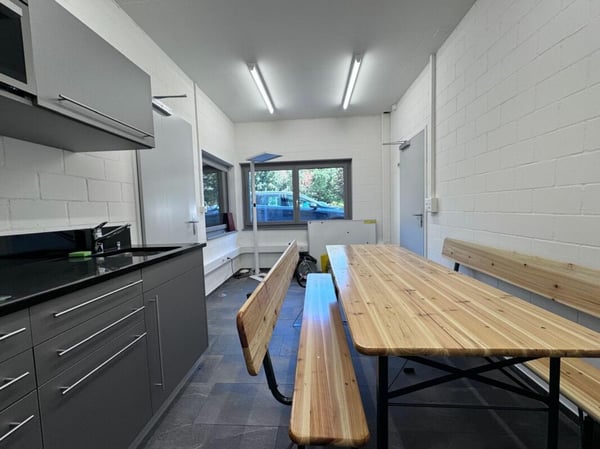 Vielseitig nutzbare Gewerbefläche mit hoher Halle und ausgezeichneter Anbindung in Kappel SO zu vermieten 6