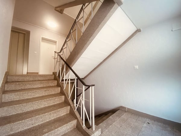 Zweitbezug 1 OG links W-2001, 1.5-Zimmer mit Balkon 8