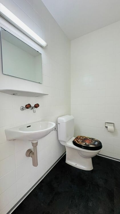 Gepflegte 1.5-Zi.-Wohnung mit Terrasse, Keller & 1 EHP 8