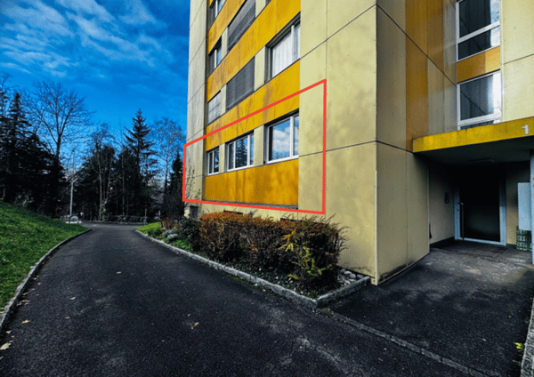 Modernisierte 1.5-Zimmer-Wohnung mit Balkon & grosser Garagenbox an optimaler Lage 21